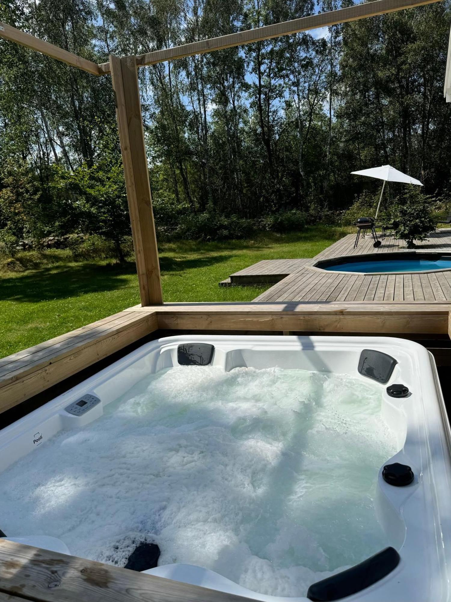 Cabin In The Forest With Spa Bath Vastra Torup Exterior photo